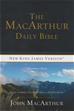 The MacArthur Daily Bible (Softcover)